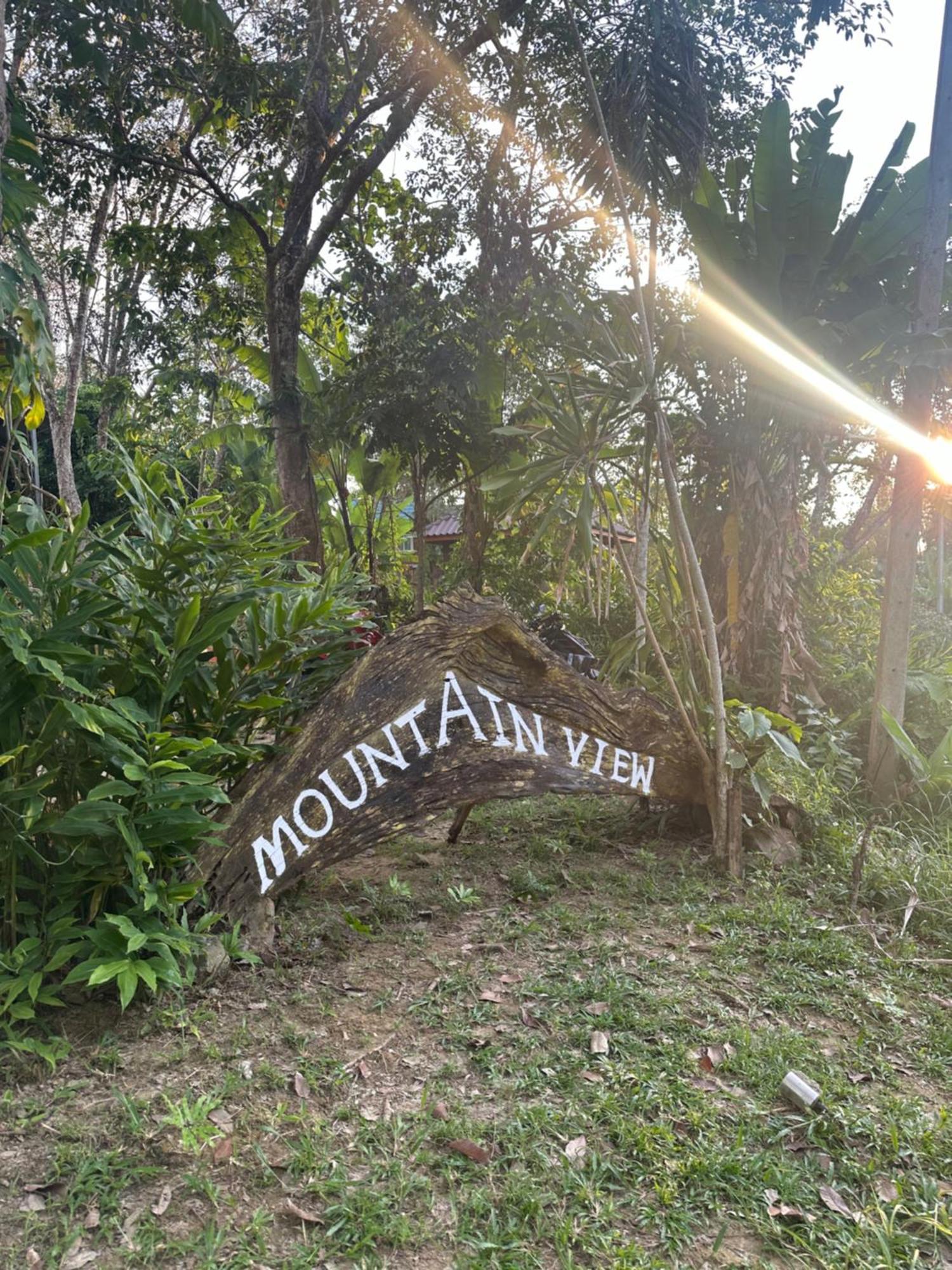 Koh Mook Mountain View Hotel Exterior photo